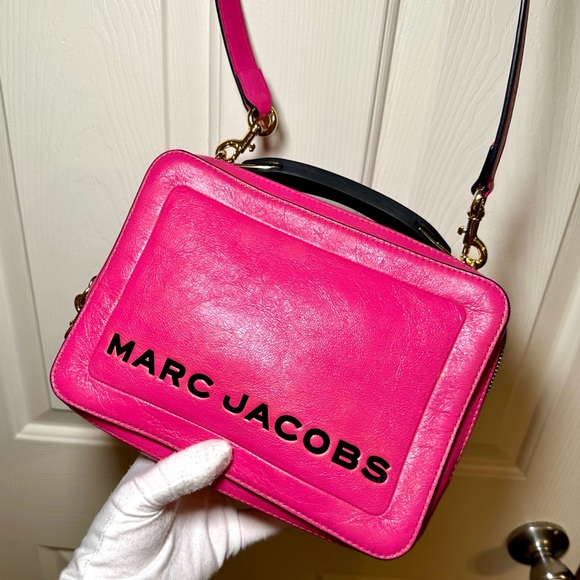 EUC Marc Jacobs Diva Pink Distressed Leather The Box 23 Crossbody Bag - Picture 6 of 17
